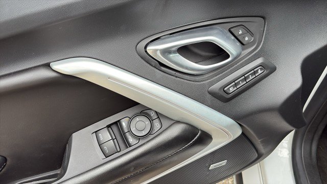 Used 2018 Chevrolet Camaro LT image 7
