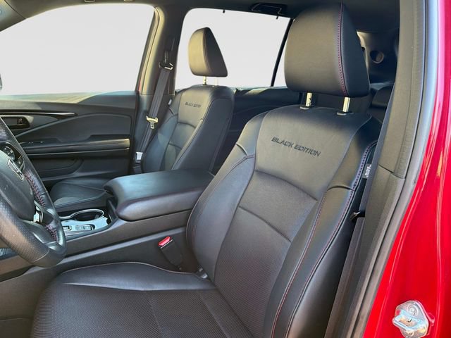 Used 2025 Honda Passport Black Edition image 25