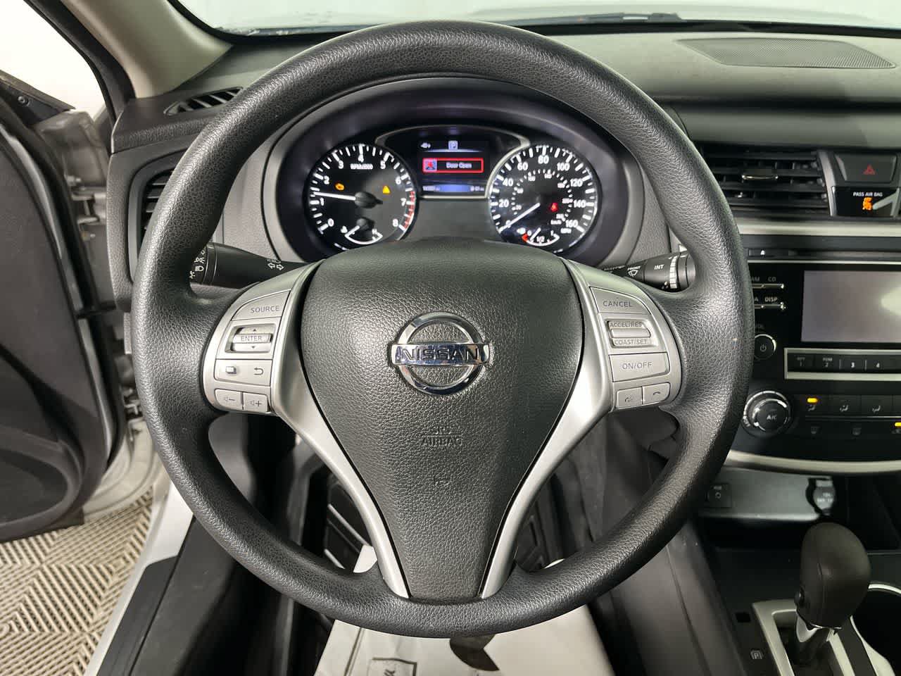 Used 2016 Nissan Altima 2.5 S w/ Power Driver Seat Package FWD image 16