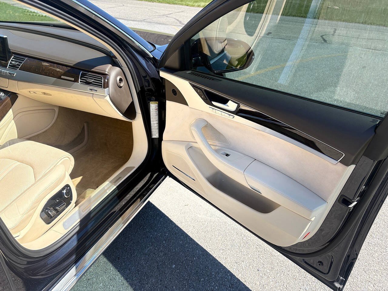 Used 2014 Audi A8 L TDI w/ Premium Package AWD/4WD image 23