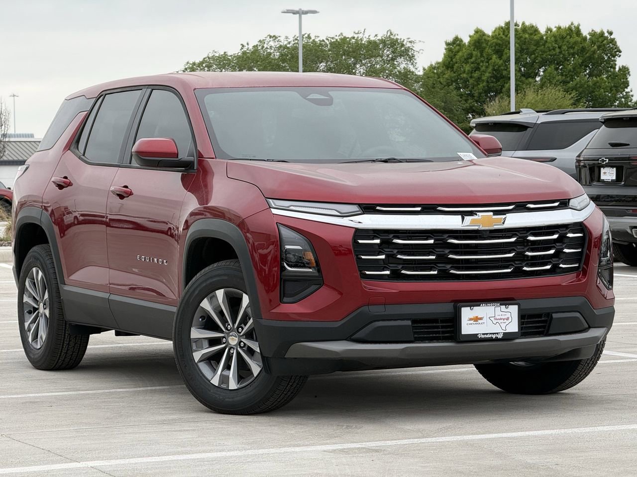 New 2026 Chevrolet Equinox LT image 2