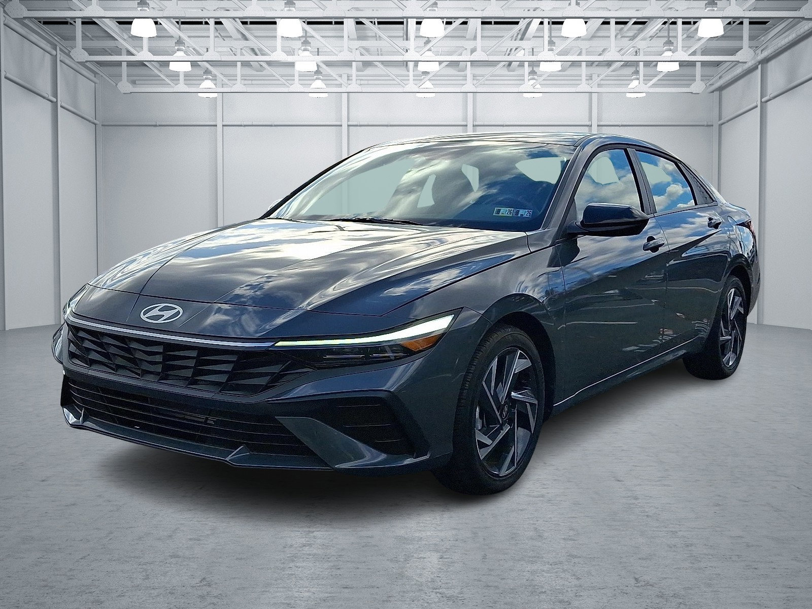 Certified 2025 Hyundai Elantra Sport image 3