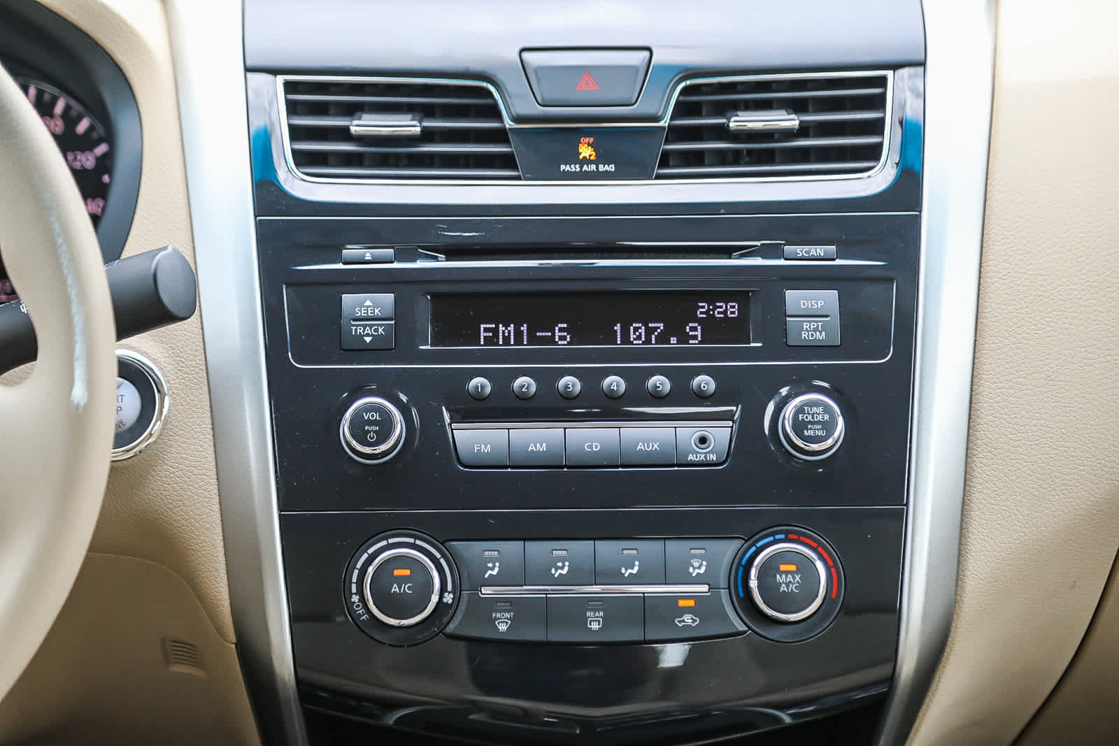 Used 2015 Nissan Altima 2.5 S w/ Power Driver Seat Package FWD image 14