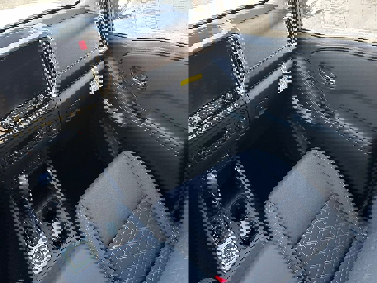 New 2026 Nissan Frontier SV image 10