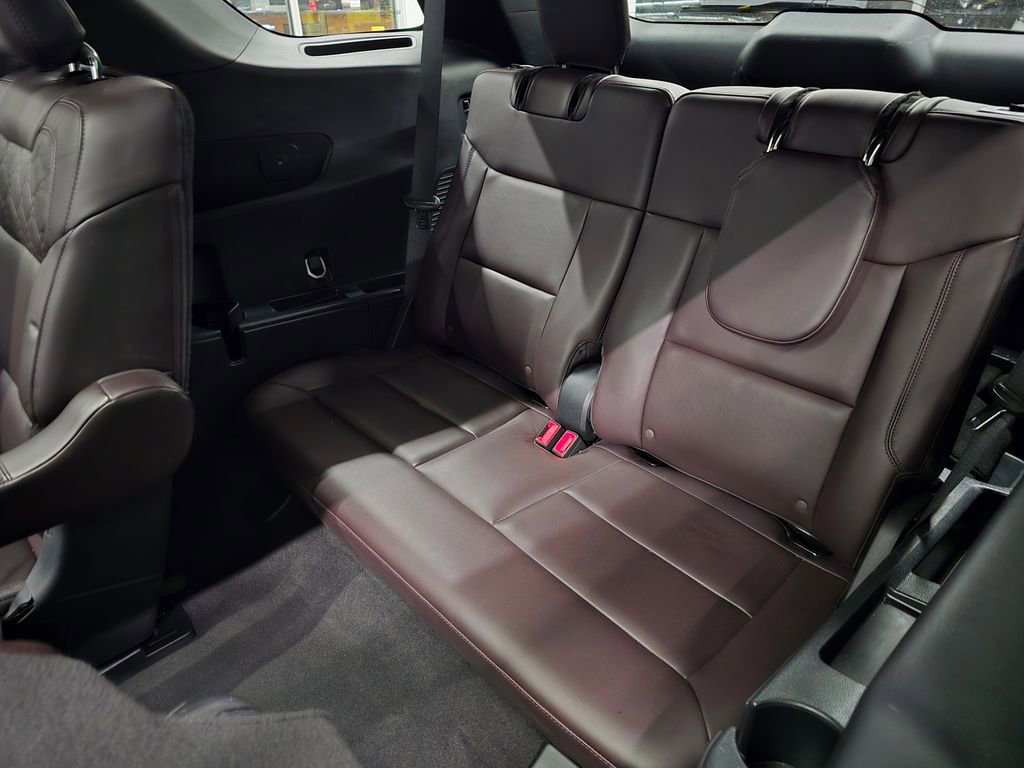 Used 2025 Ford Explorer Platinum w/ LUX Leather Package image 33