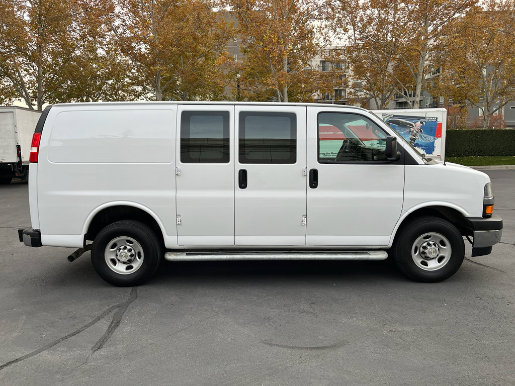 Used 2024 Chevrolet Express 2500 w/ Driver Convenience Package image 6