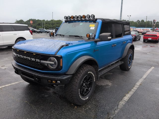 Certified 2022 Ford Bronco Wildtrak AWD/4WD image 2