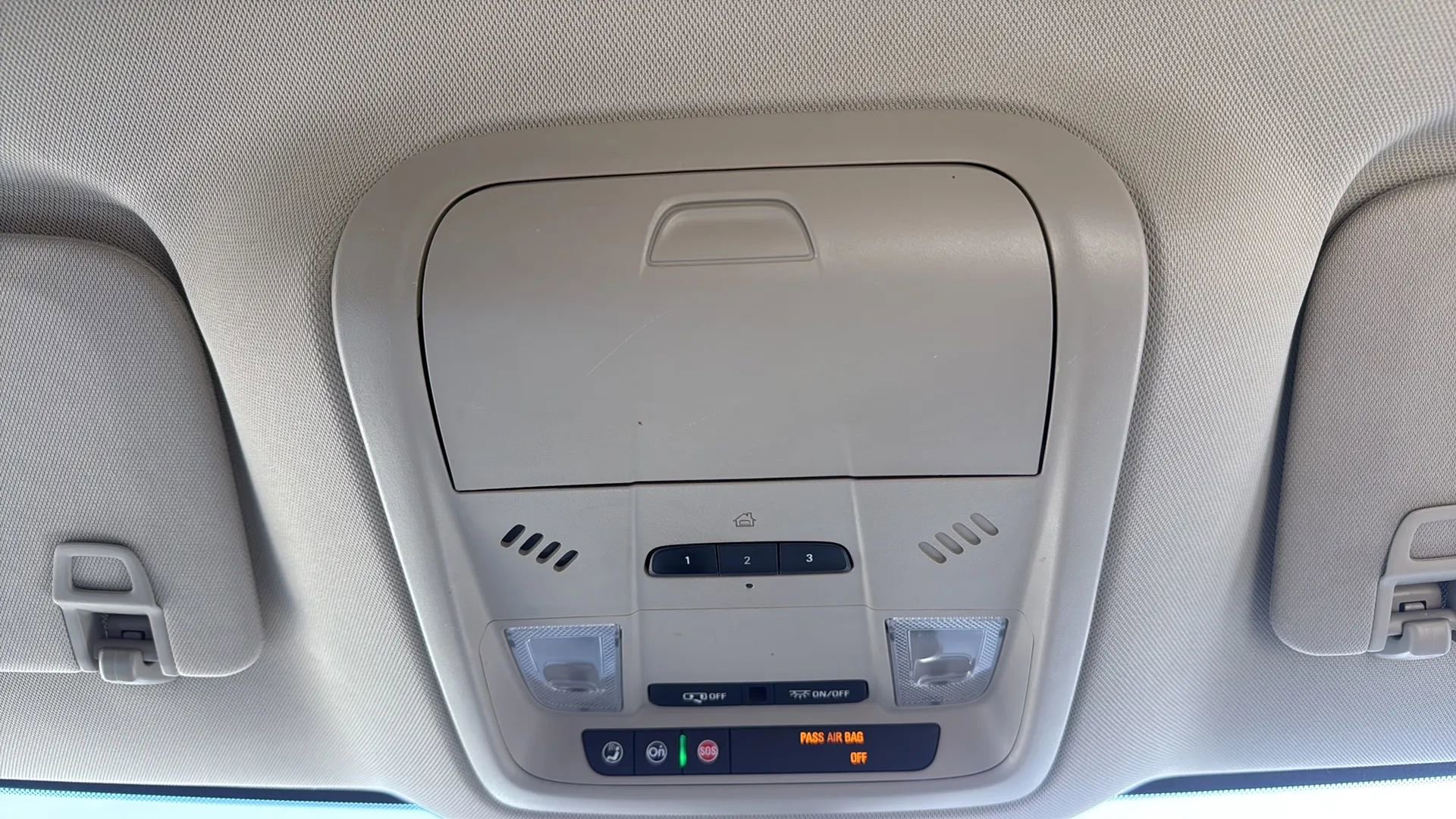 Used 2019 Buick Enclave Essence image 20