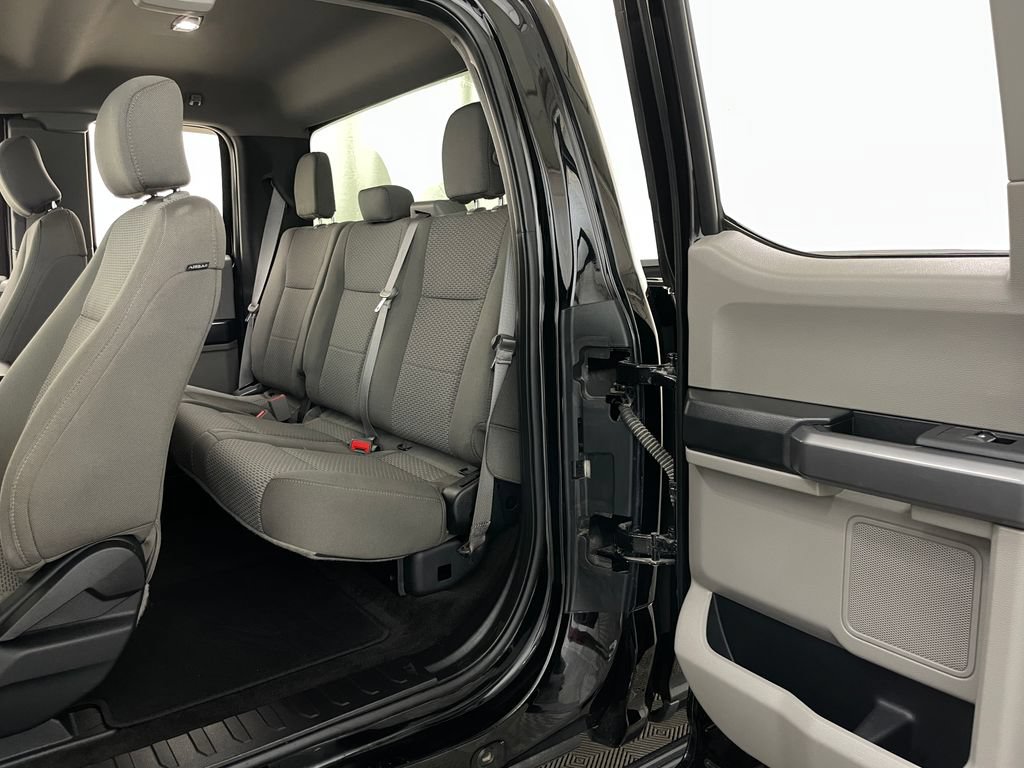 Used 2018 Ford F250 XLT w/ XLT Value Package AWD/4WD image 42