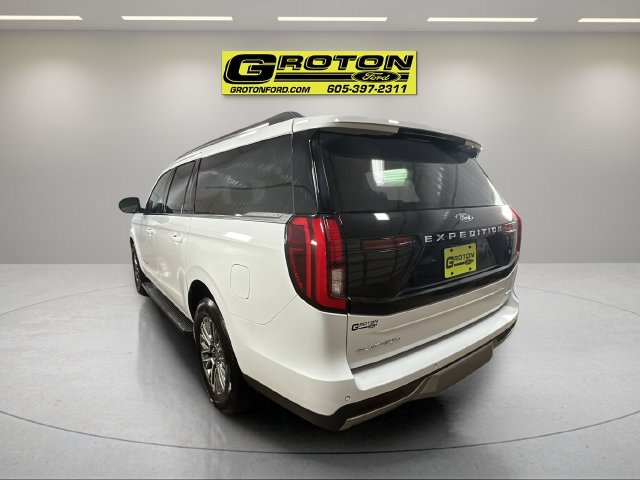Used 2026 Ford Expedition Max Platinum AWD/4WD image 2