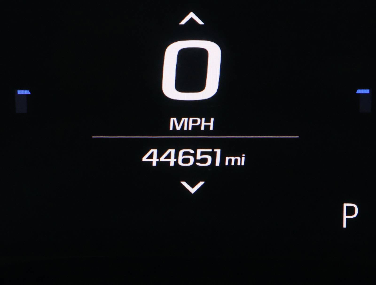 Used 2020 Chevrolet Camaro ZL1 RWD image 32