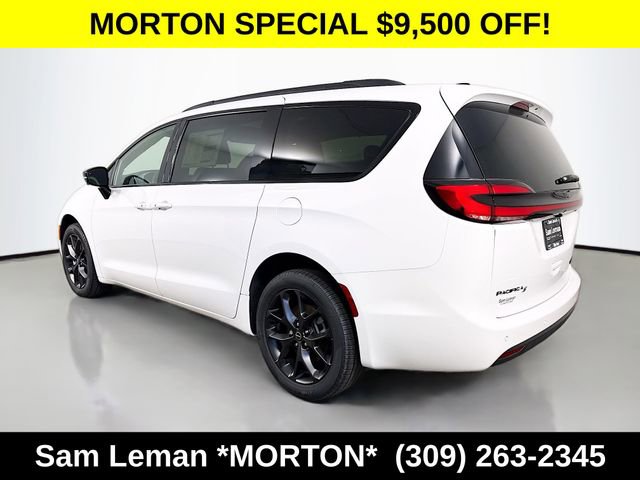 New 2026 Chrysler Pacifica Limited w/ S Appearance Package AWD/4WD image 5