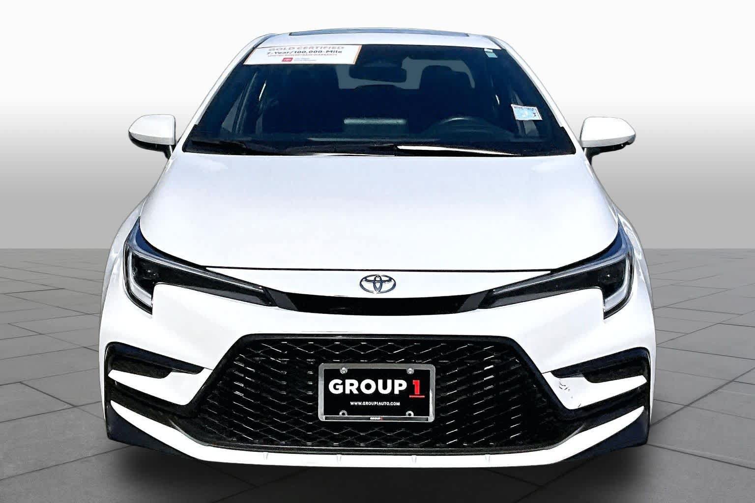 Certified 2024 Toyota Corolla SE w/ SE Premium Package FWD image 4