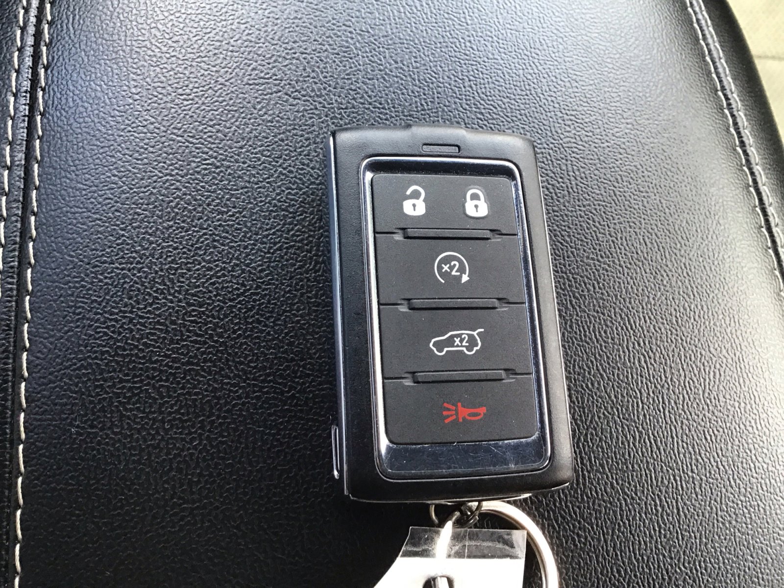 Used 2025 Jeep Grand Cherokee L Laredo RWD image 31