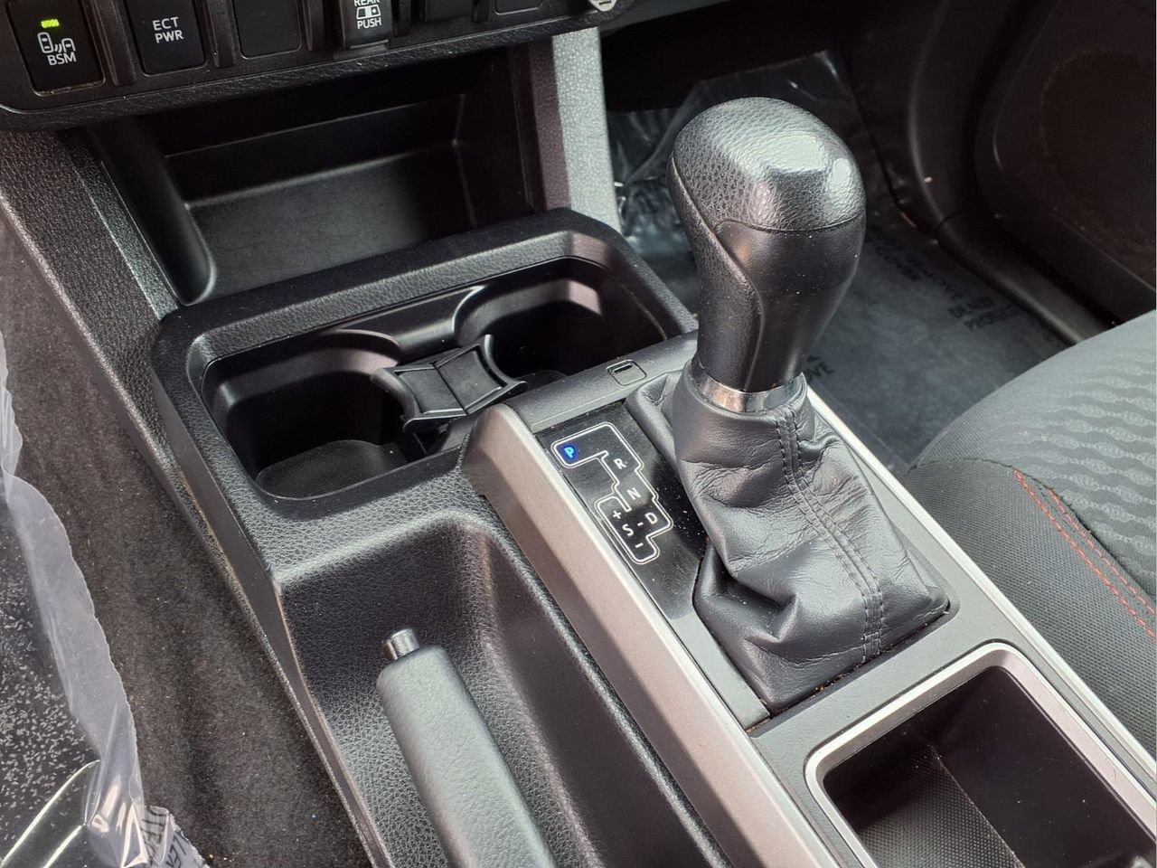 Used 2023 Toyota Tacoma SR5 w/ Technology Package image 21