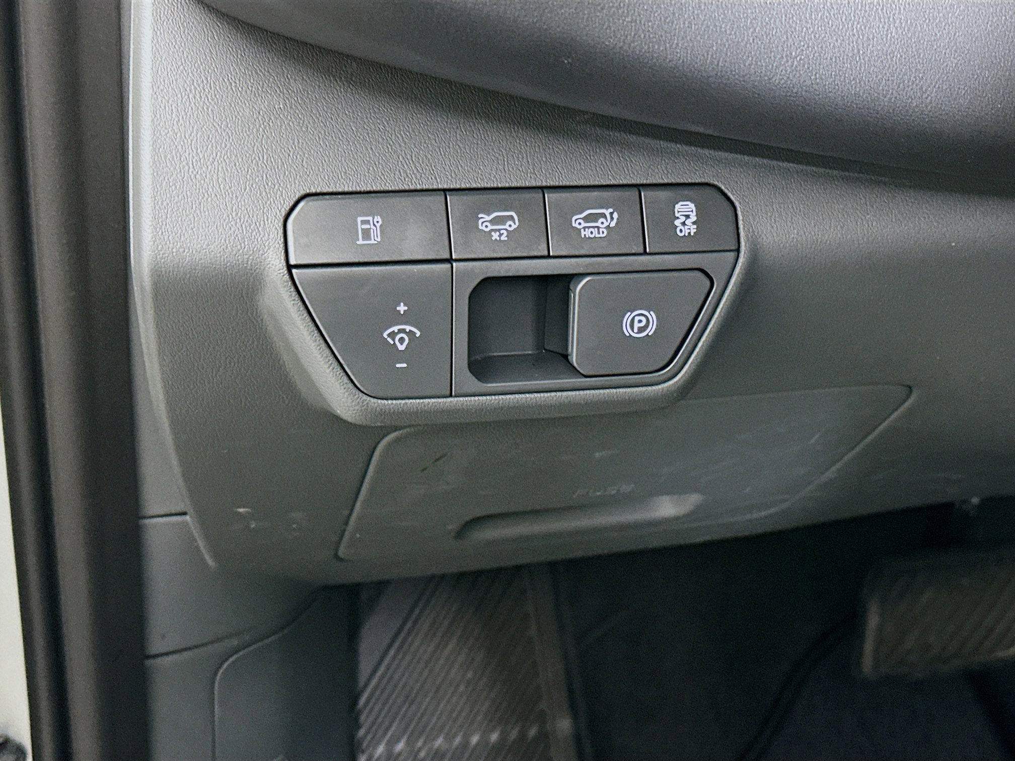 Used 2024 Kia EV9 Light Long Range RWD image 17