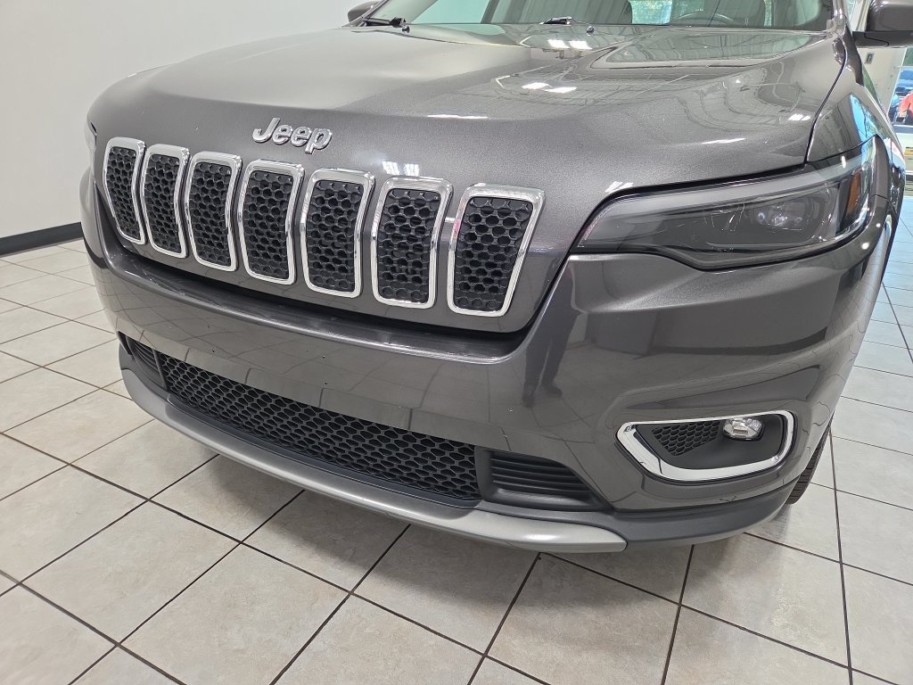 Used 2019 Jeep Cherokee Limited FWD image 23