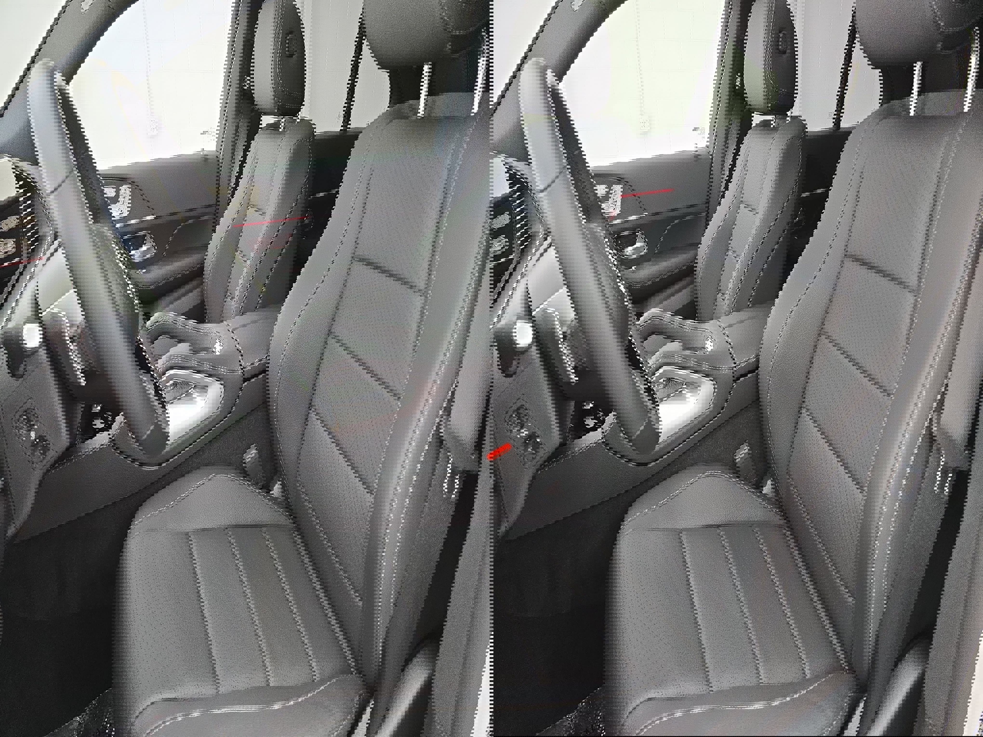 Used 2025 Mercedes-Benz GLE 450 4MATIC image 15