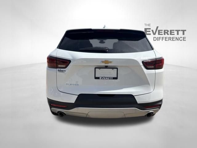 New 2026 Chevrolet Blazer LT FWD image 6