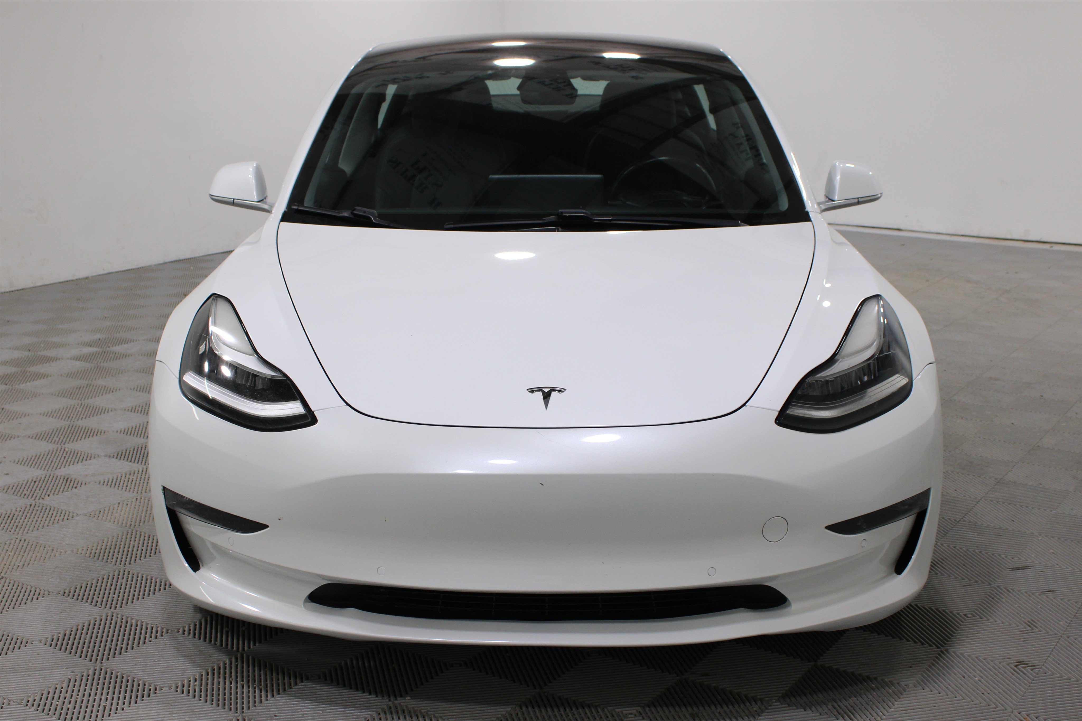 Used 2018 Tesla Model 3 AWD/4WD image 25