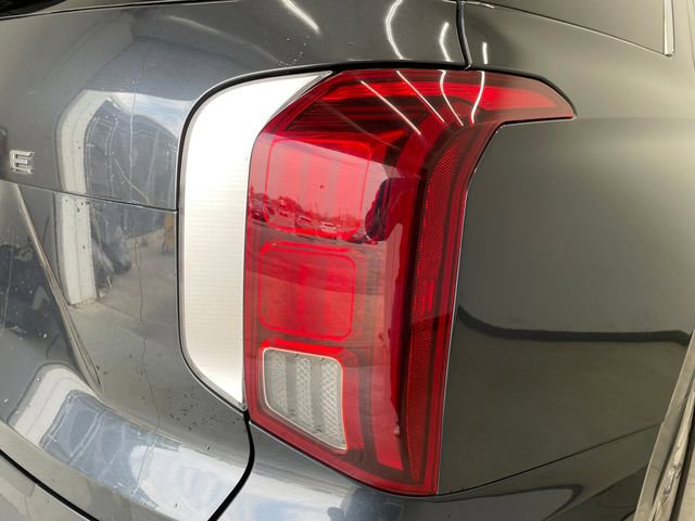 Used 2020 Hyundai Palisade Limited image 32