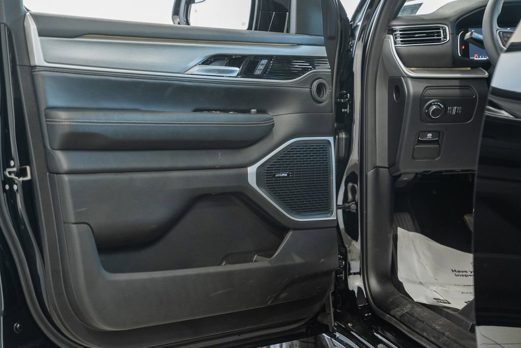 New 2026 Jeep Grand Wagoneer 4WD image 44