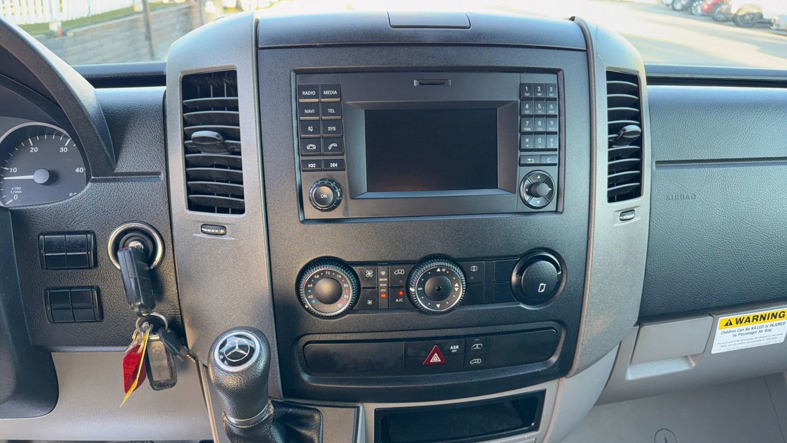 Used 2015 Mercedes-Benz Sprinter 3500 image 18