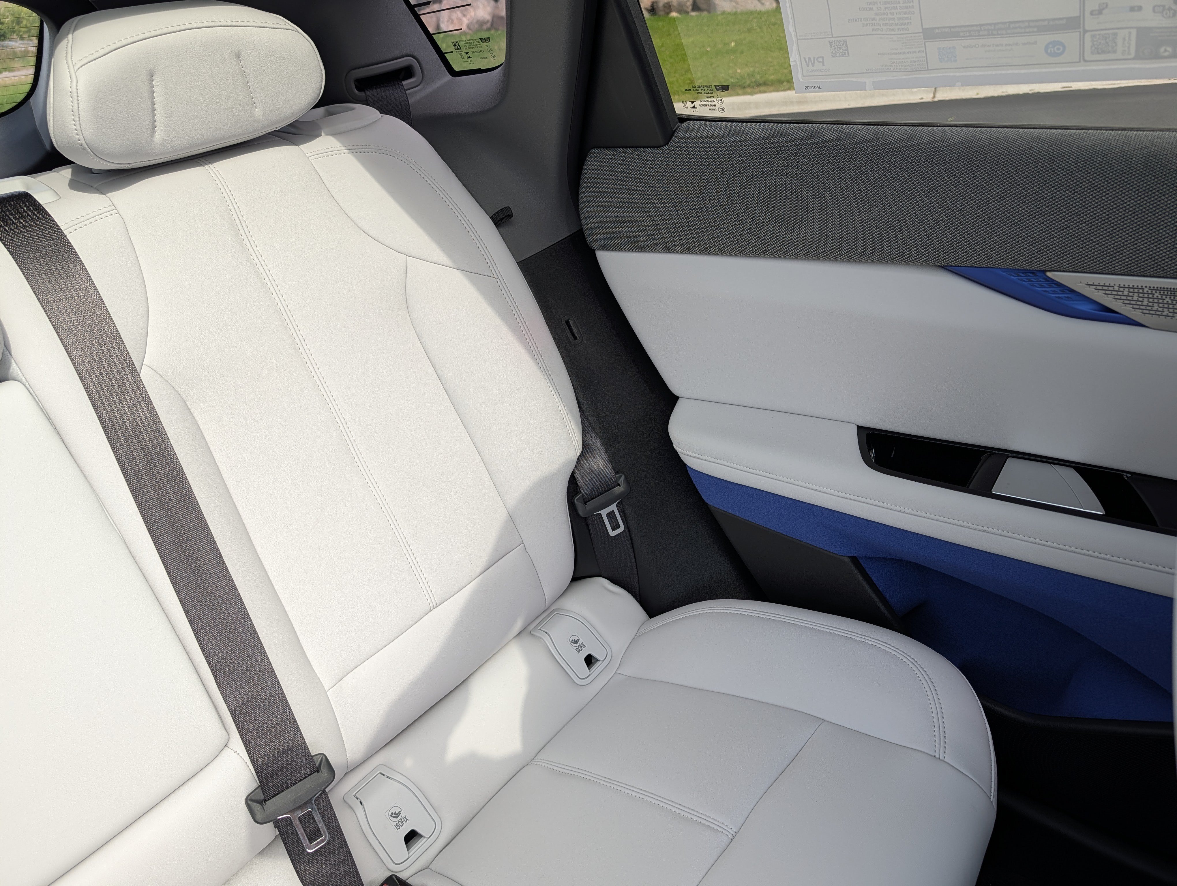 Used 2027 Cadillac Optiq Luxury w/ LPO, Floor Liner Package AWD/4WD image 42