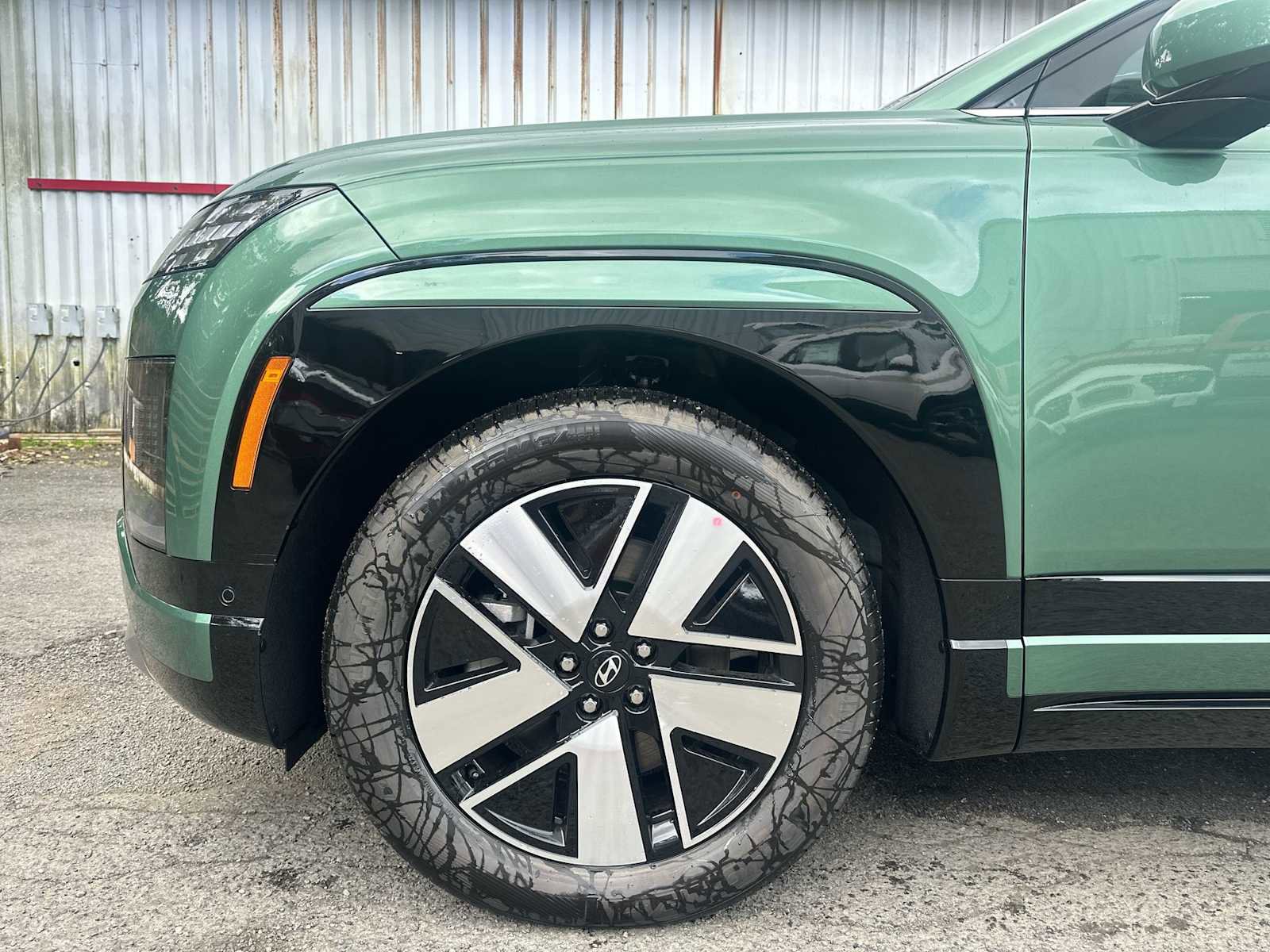 New 2026 Hyundai Ioniq 9 SEL image 18