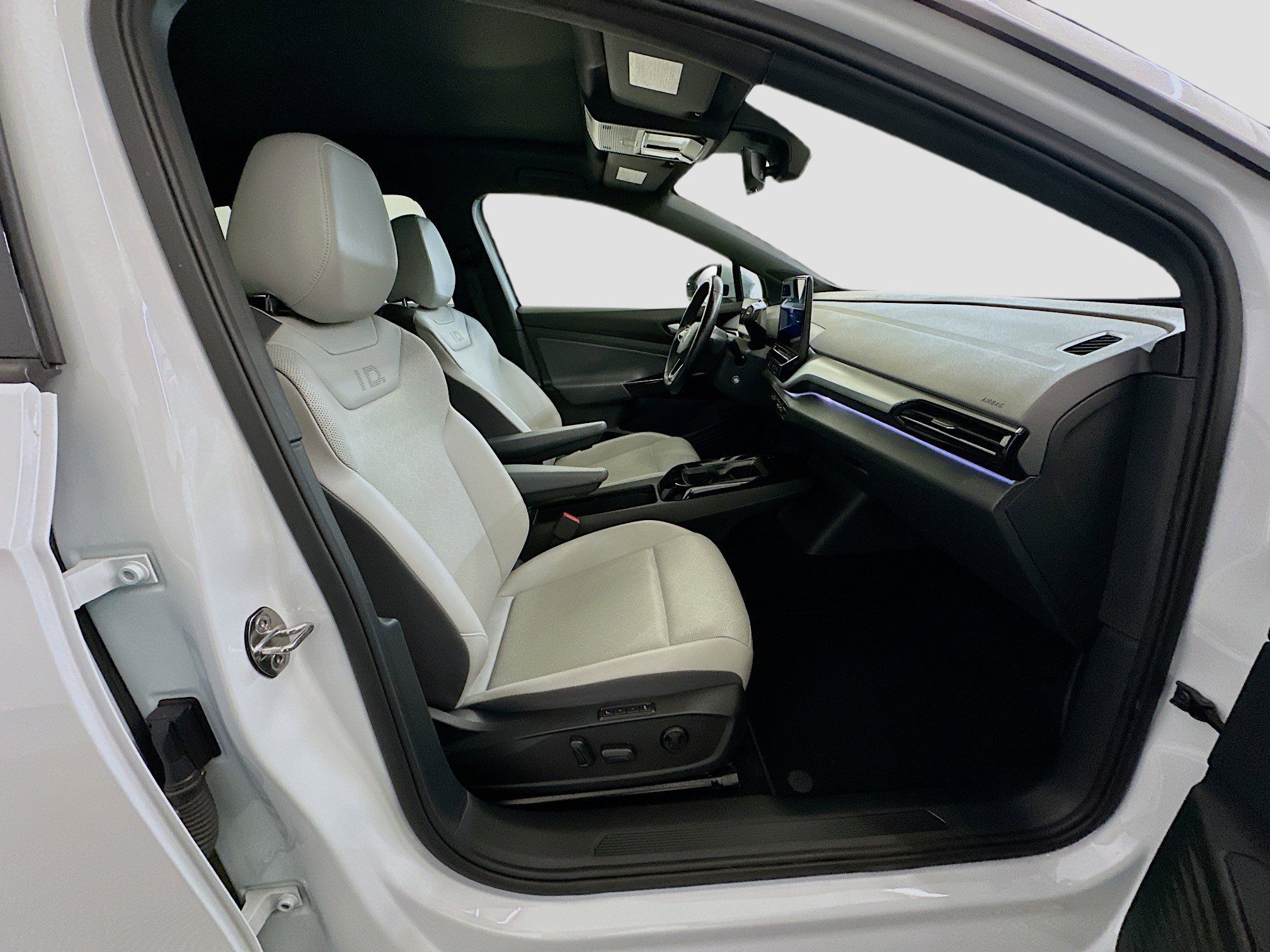 Used 2021 Volkswagen ID.4 Pro S w/ Gradient Package image 33