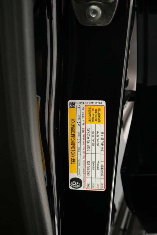 Used 2024 GMC Canyon Denali AWD/4WD image 24