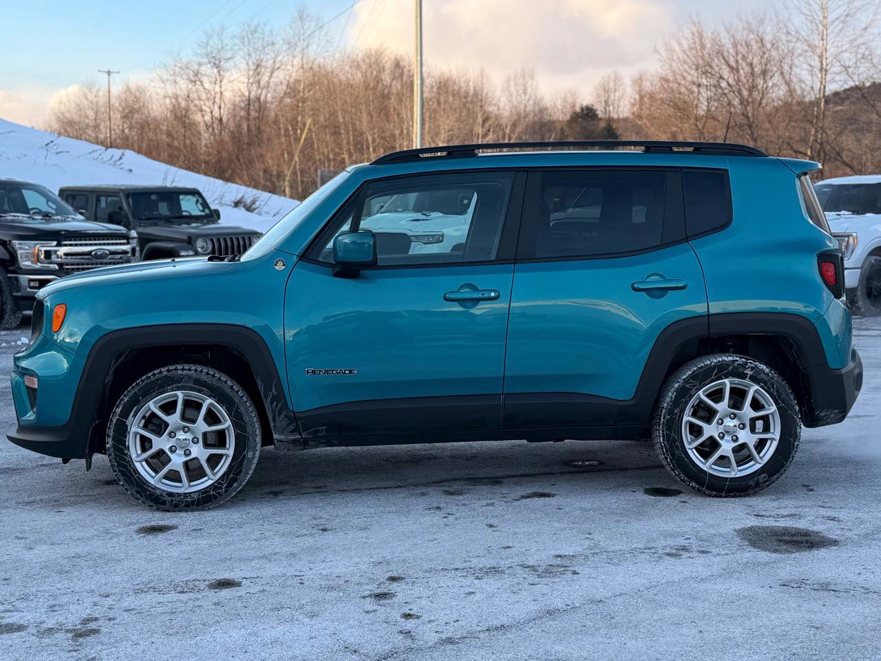 Used 2021 Jeep Renegade Latitude w/ Convenience Group image 8