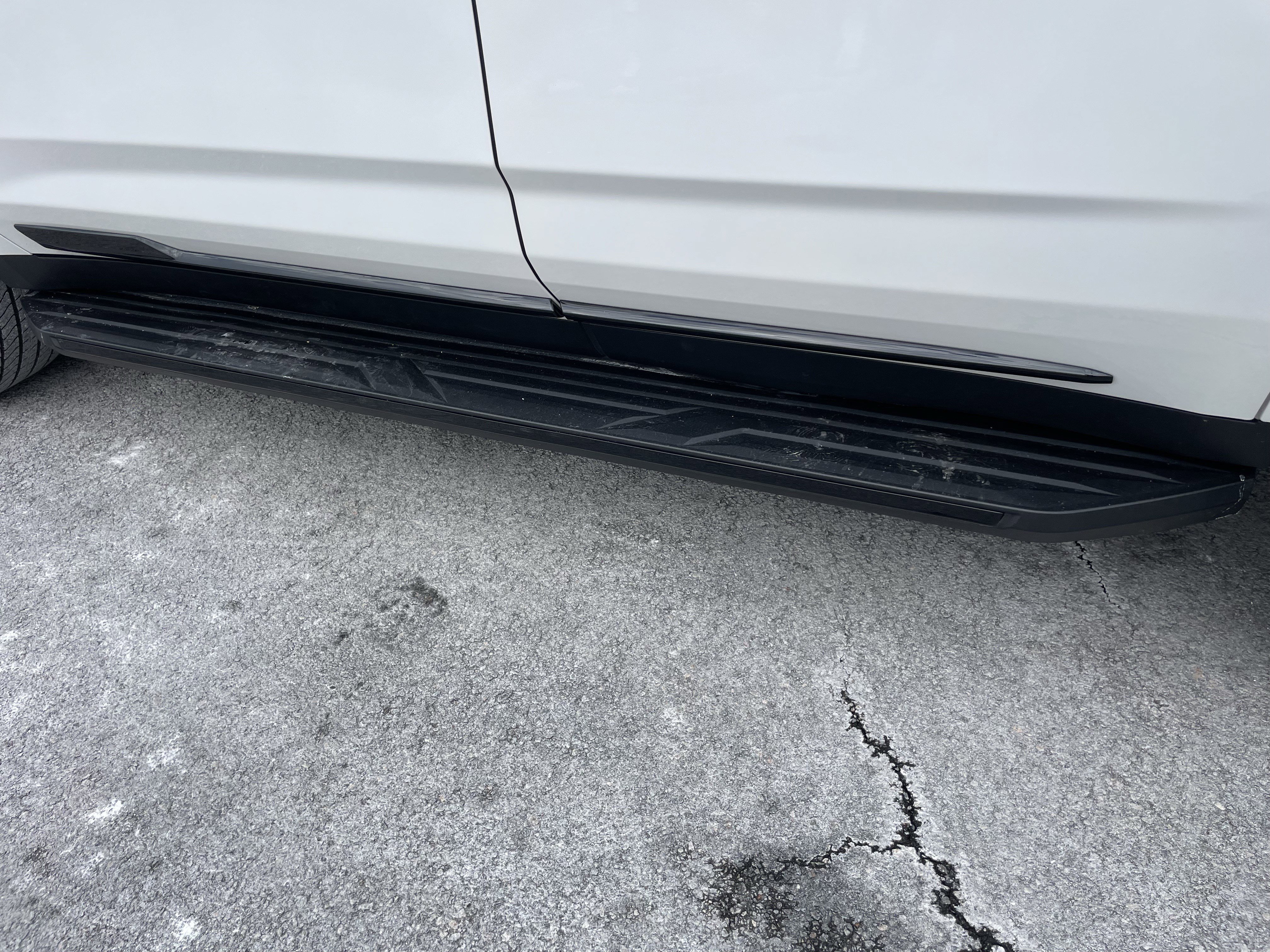 Used 2024 Cadillac Escalade Sport w/ LPO, ONYX Package image 42