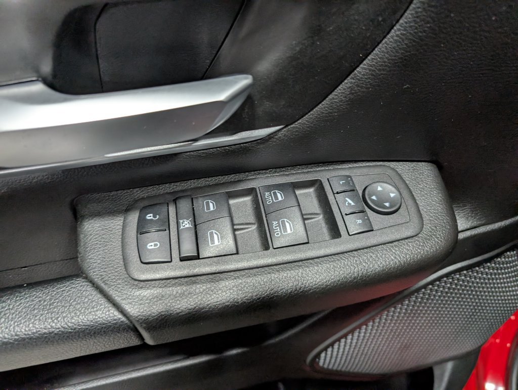 Used 2023 RAM 1500 Big Horn AWD/4WD image 14