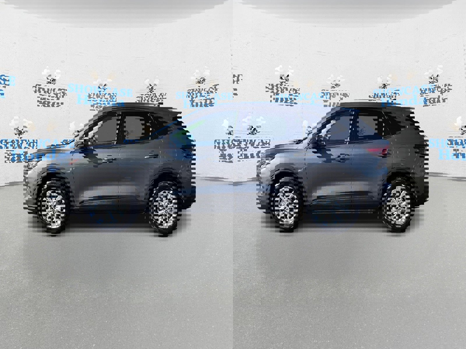 Used 2025 Ford Escape Active w/ Cold Weather Package image 4