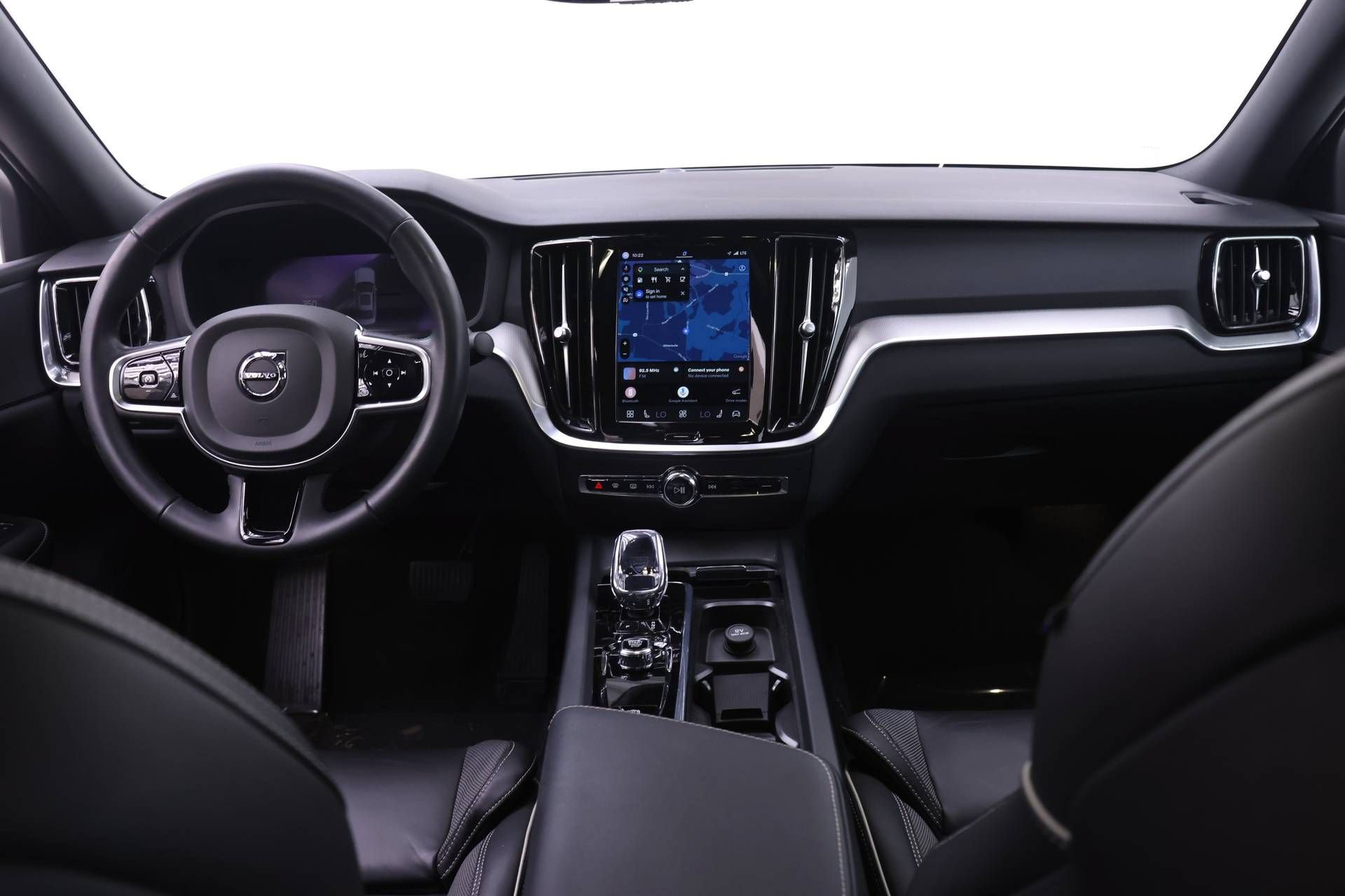 Certified 2024 Volvo S60 B5 Plus w/ Protection Package Premier FWD image 8