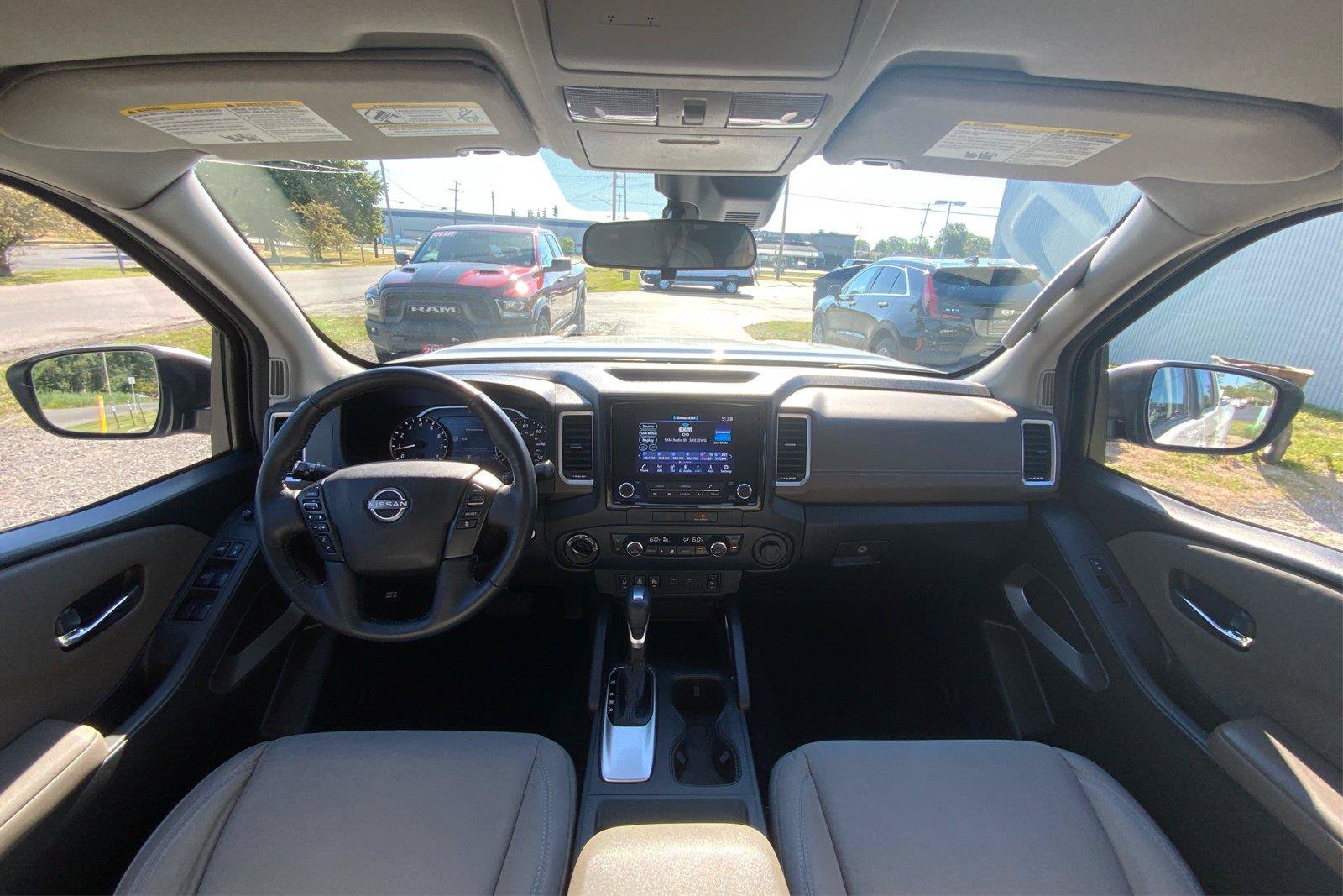 Used 2022 Nissan Frontier SV AWD/4WD image 30