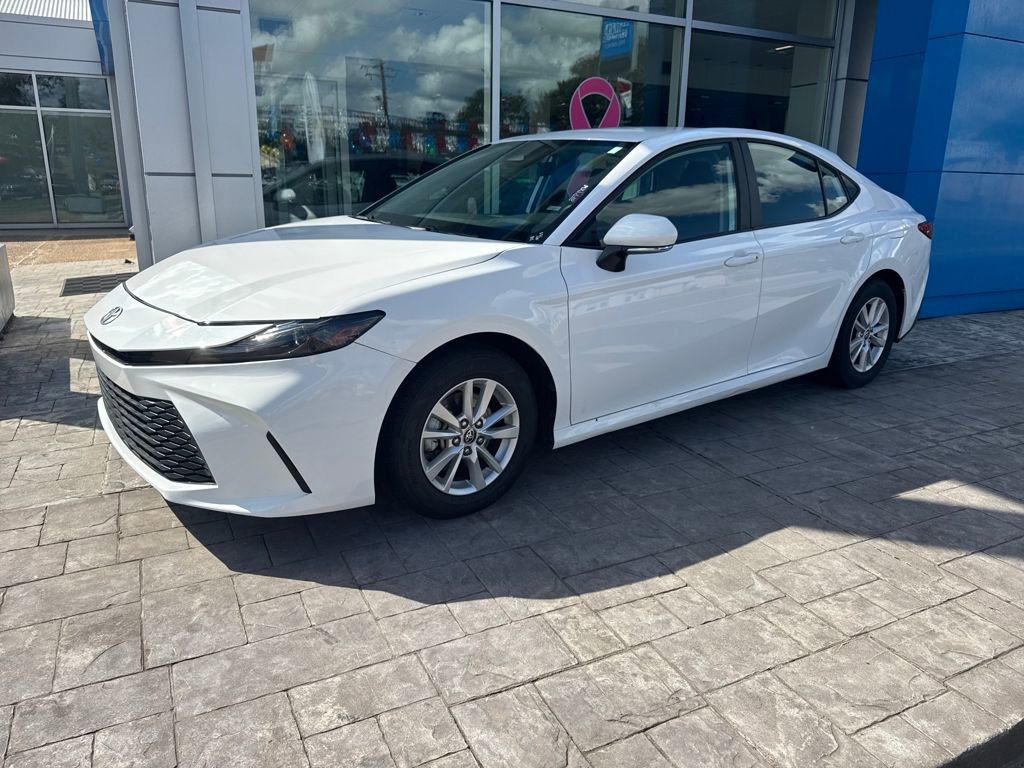 Used 2025 Toyota Camry LE