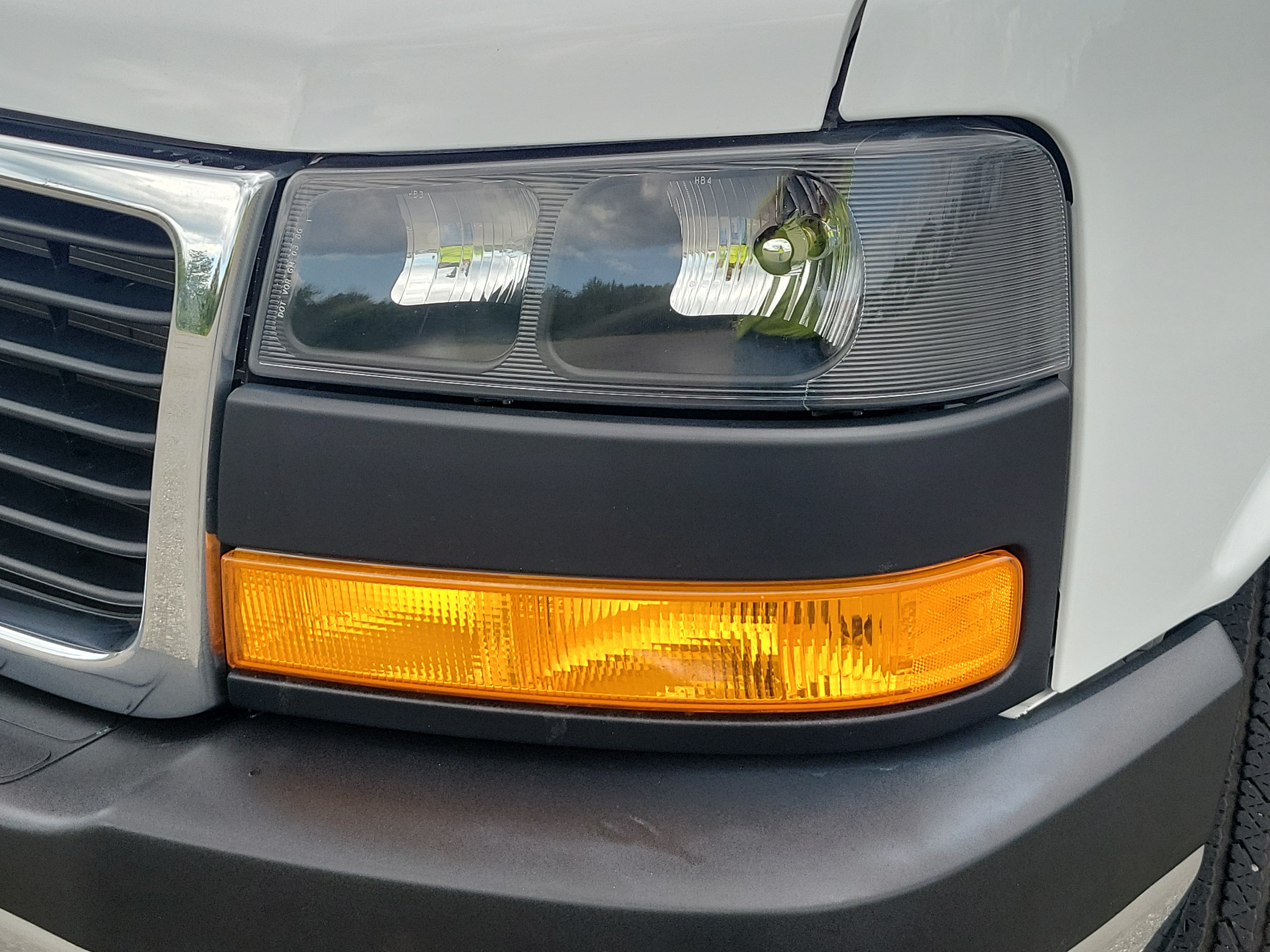 Used 2025 GMC Savana 2500 w/ Driver Convenience Package RWD image 9