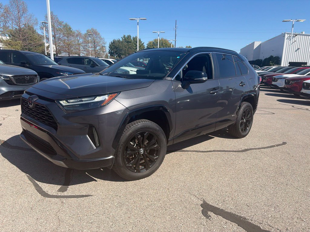 Used 2023 Toyota RAV4 XSE AWD/4WD image 1
