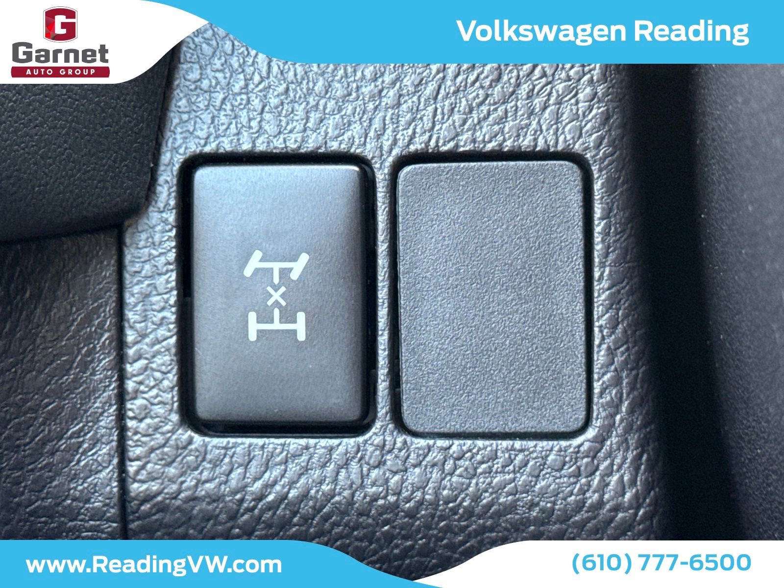 Used 2016 Toyota RAV4 LE image 27