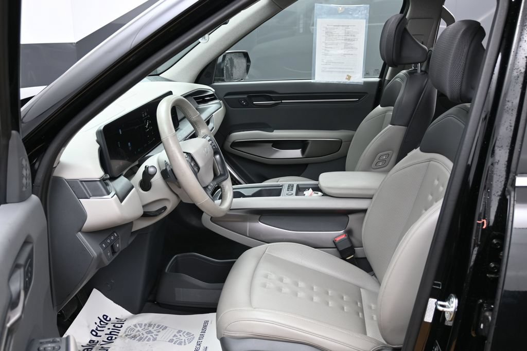 Used 2024 Kia EV9 Wind AWD/4WD image 18
