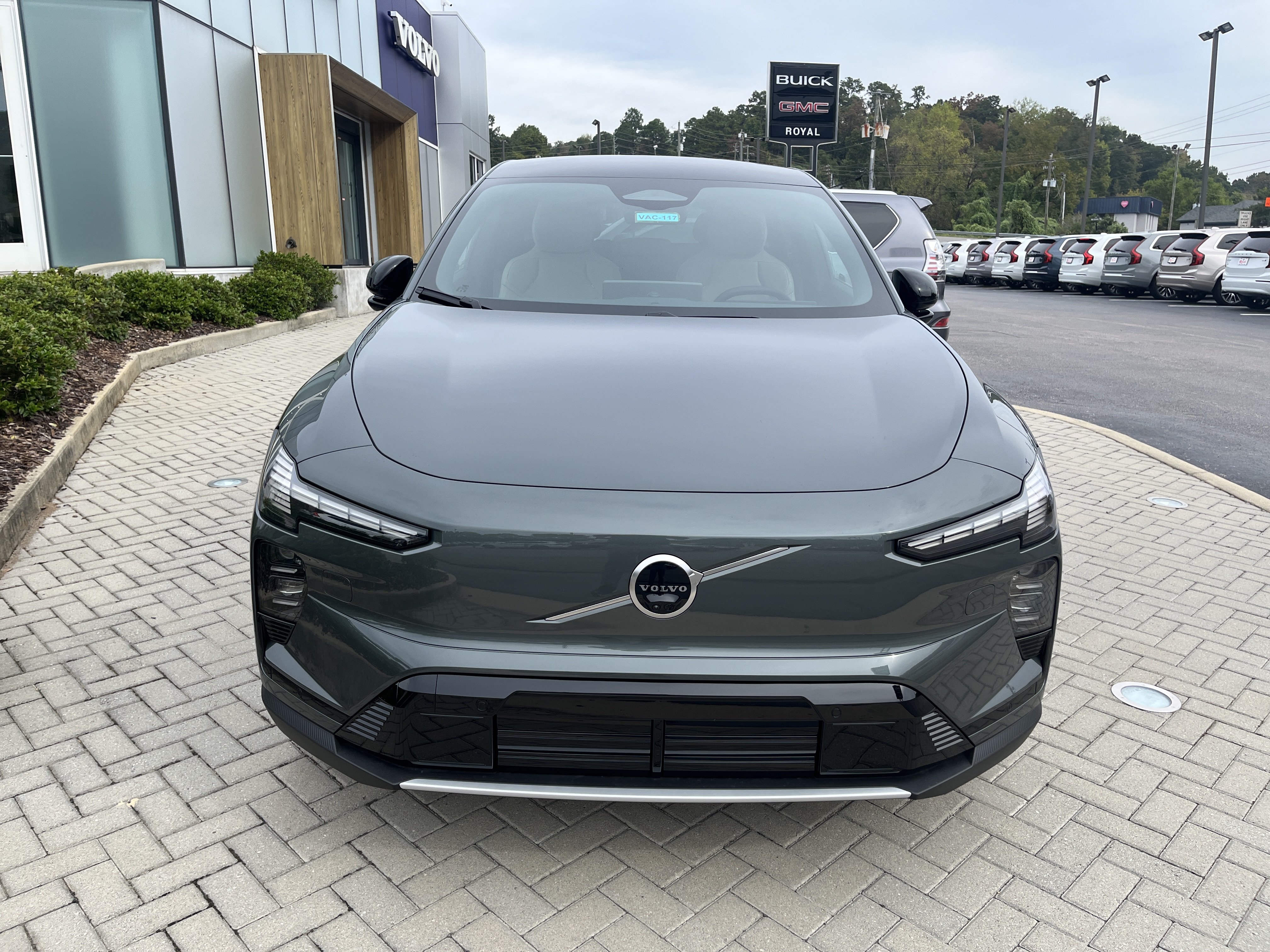 New 2027 Volvo EX60 Ultra AWD/4WD image 7