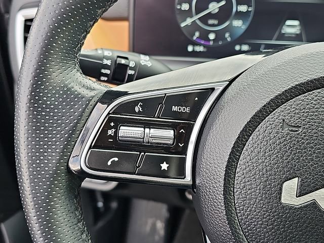 Used 2024 Kia Seltos SX w/ SX Sunroof Package image 23