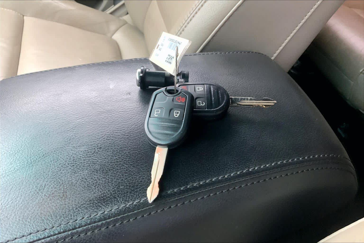 Used 2012 Ford Explorer XLT FWD image 13