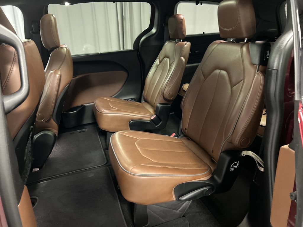 Used 2021 Chrysler Pacifica Limited w/ Premium & Safety Sphere Group AWD/4WD image 23