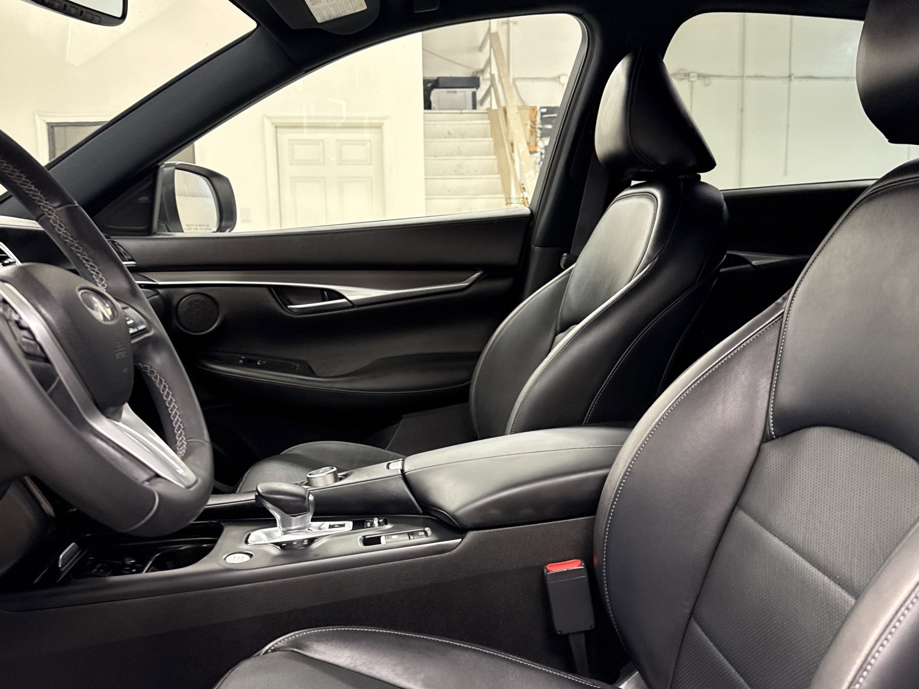 Used 2022 INFINITI QX50 Luxe w/ Appearance Package image 4