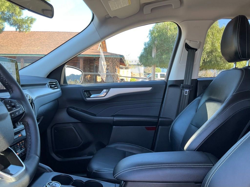 Certified 2022 Ford Escape SEL w/ Technology Package image 48