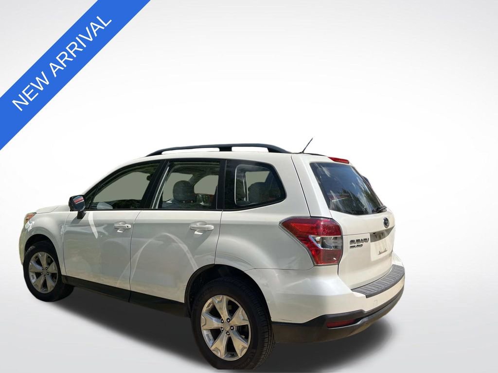Used 2015 Subaru Forester 2.5i w/ Alloy Wheel Package AWD/4WD image 10