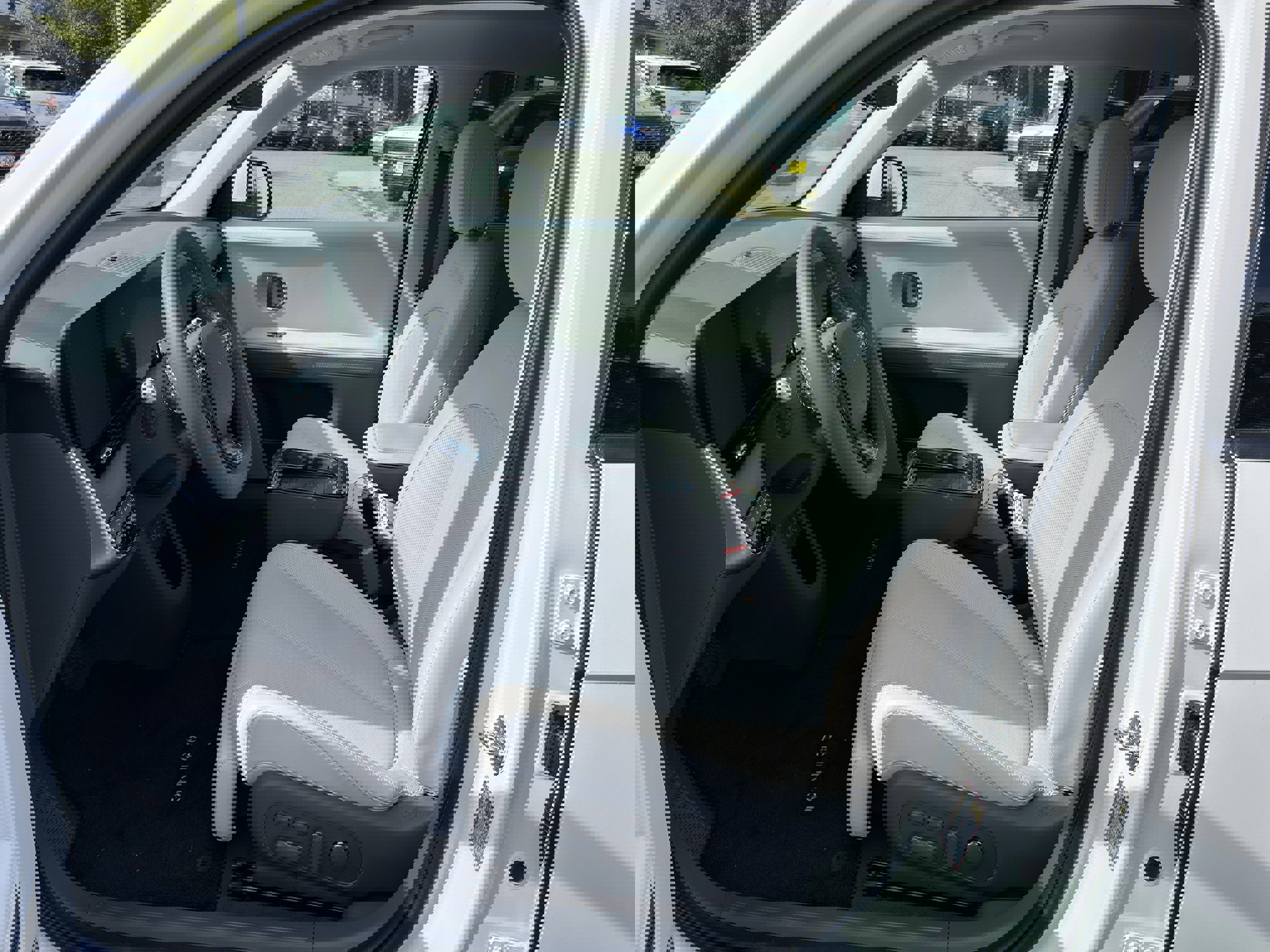 New 2025 Hyundai Ioniq 5 Limited image 4